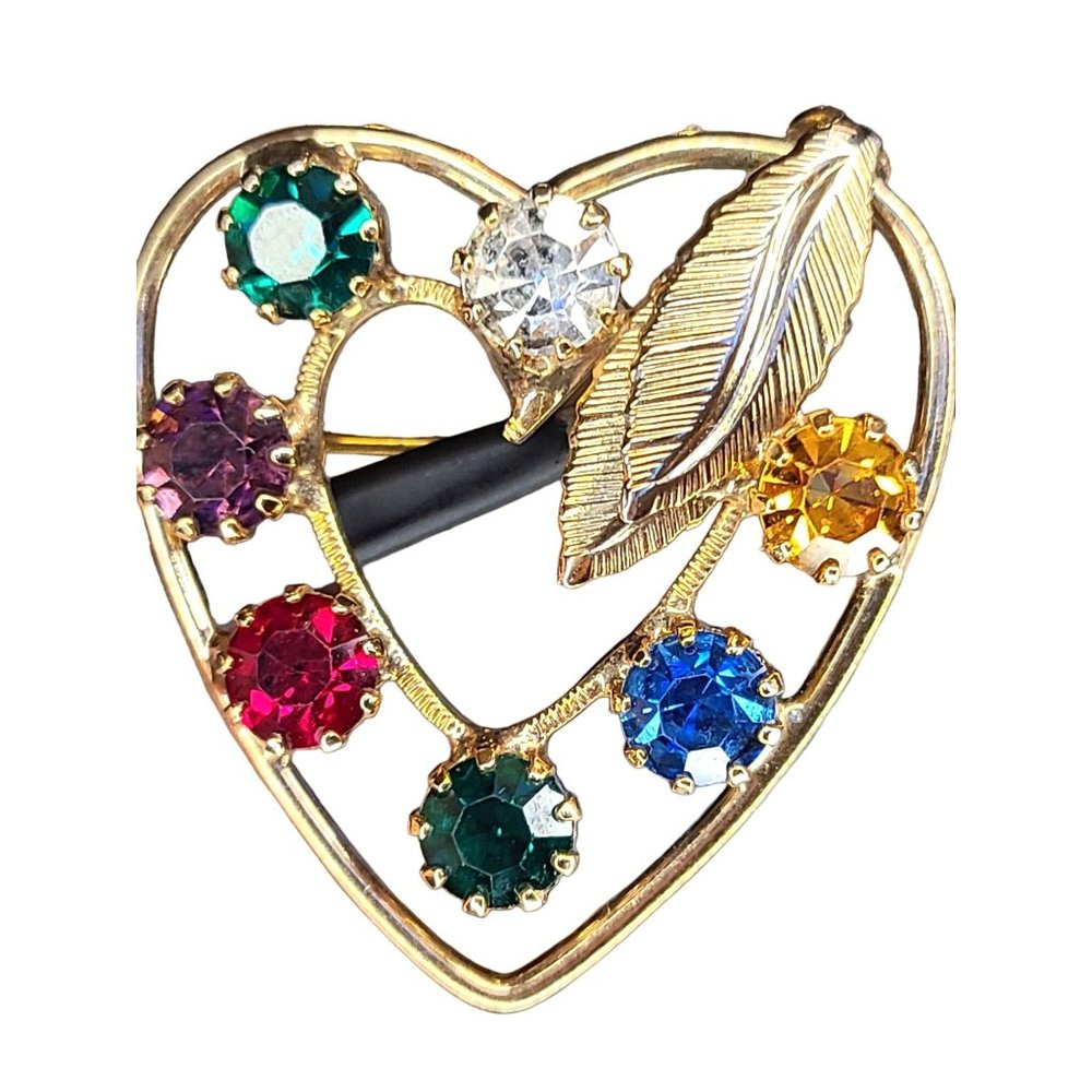 SWEET OLDFASHIONED HEART SHAPED MULTI-COLORED STONE HEART PIN
